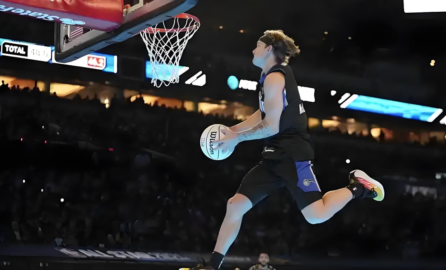 塞尔维亚男篮碾压热火,杰伦·布朗惊艳世界 塞尔维亚男篮碾压热火,杰伦·布朗惊艳世界