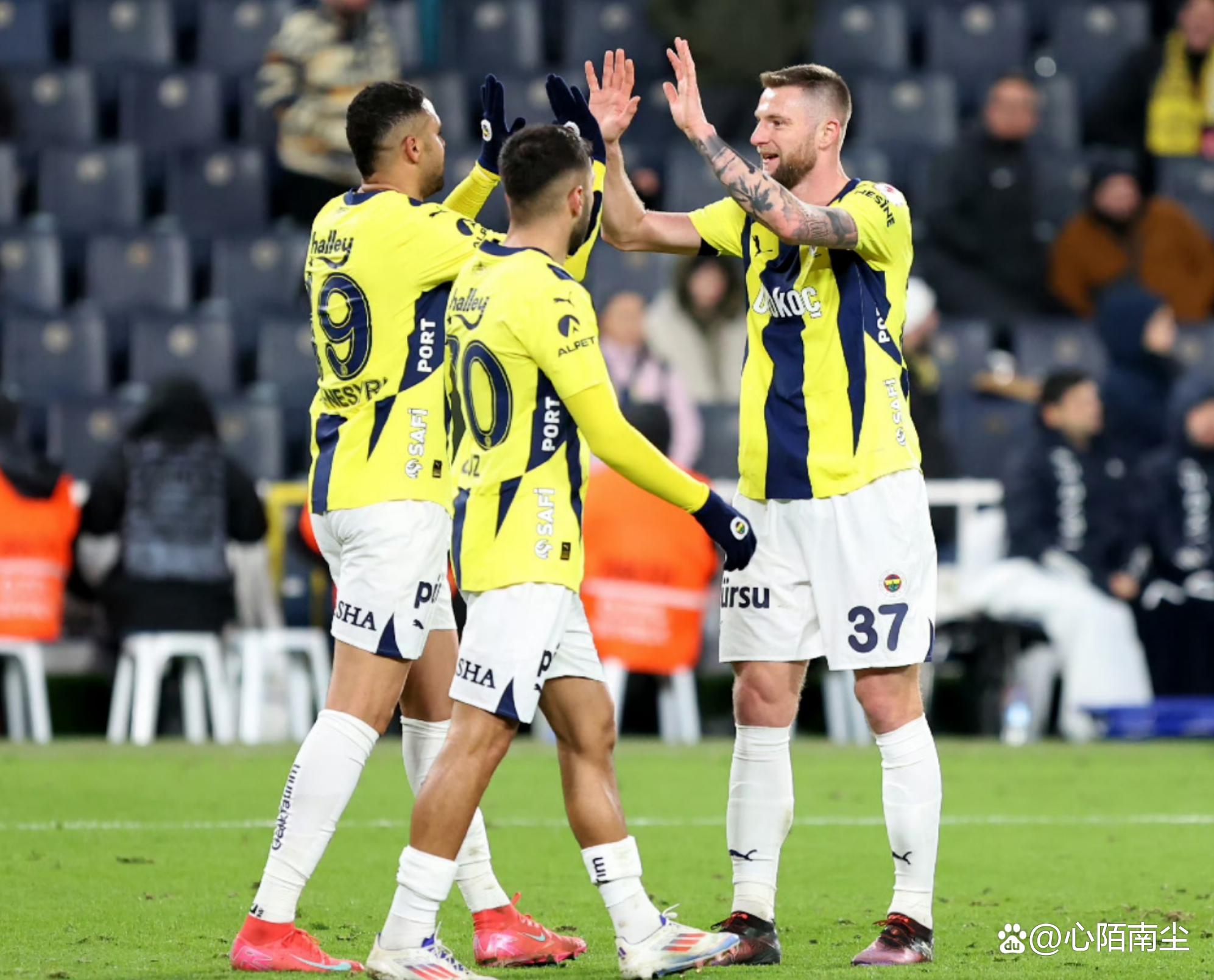 联合杯绝杀年终总决赛,穆雷统治全场 联合杯绝杀年终总决赛,穆雷统治全场