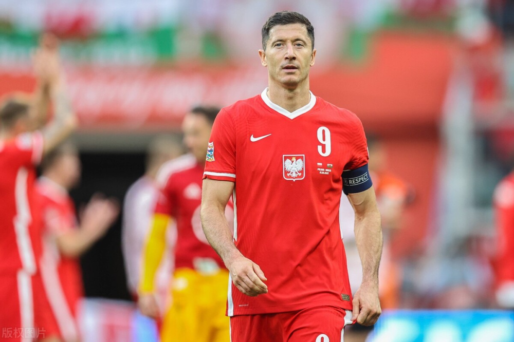 巴萨横扫摩洛哥，基米希状态火热