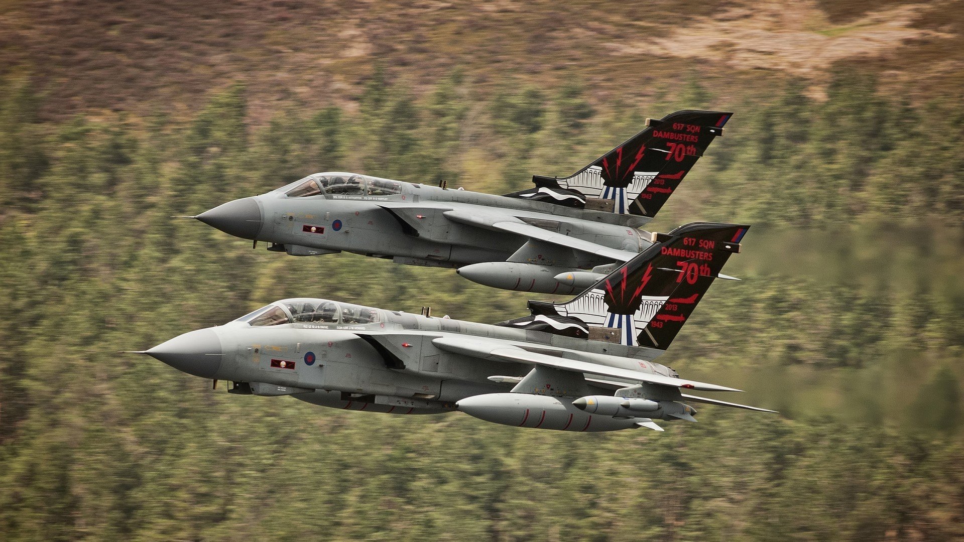 神之一脚,蒂亚戈压哨绝杀拜仁上演慕尼黑奇迹,诺坎普静默见证王者加冕