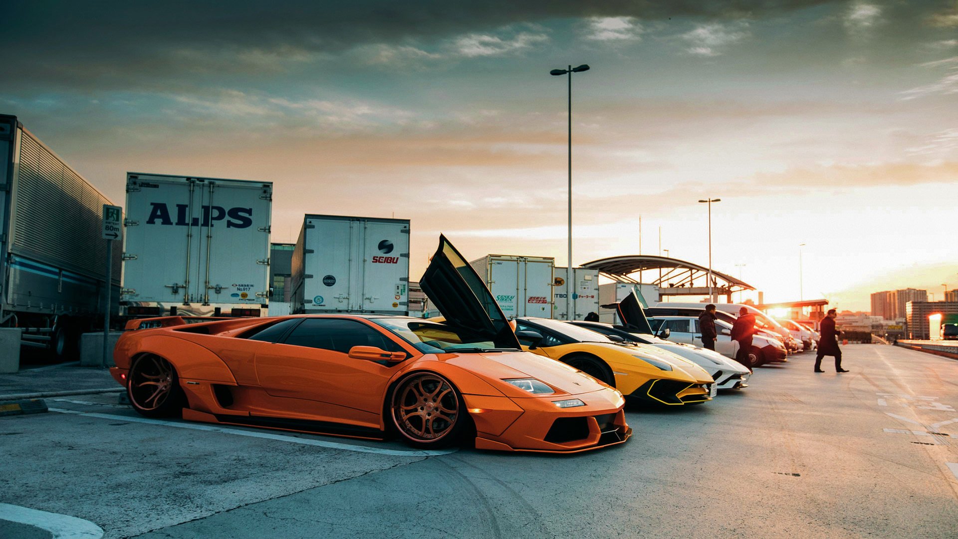 速度的双重变奏,F1街道赛与鹈鹕绝杀之夜