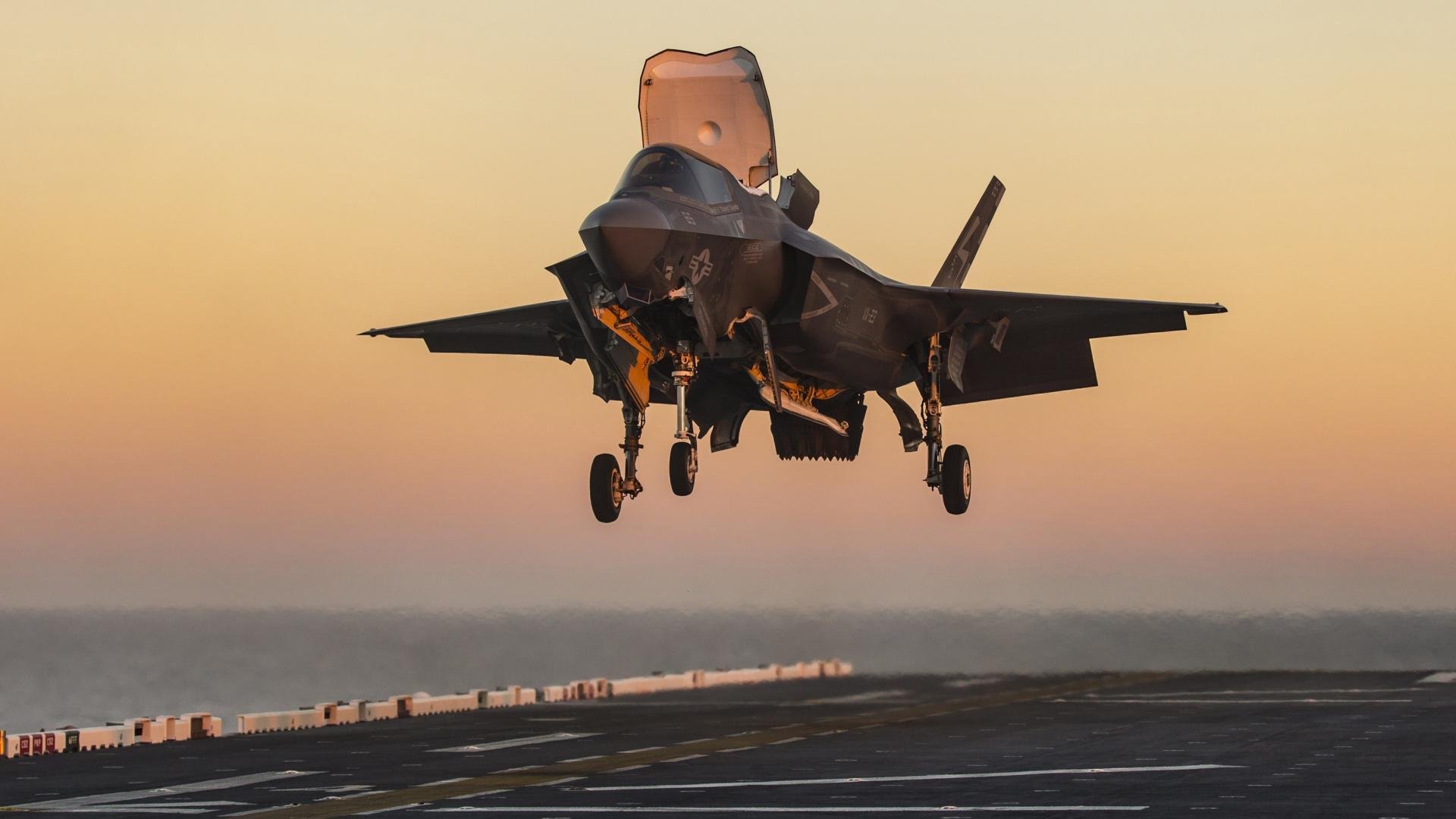 极速与绿茵的交响，F1新赛季揭幕战与拜仁马里的战术博弈