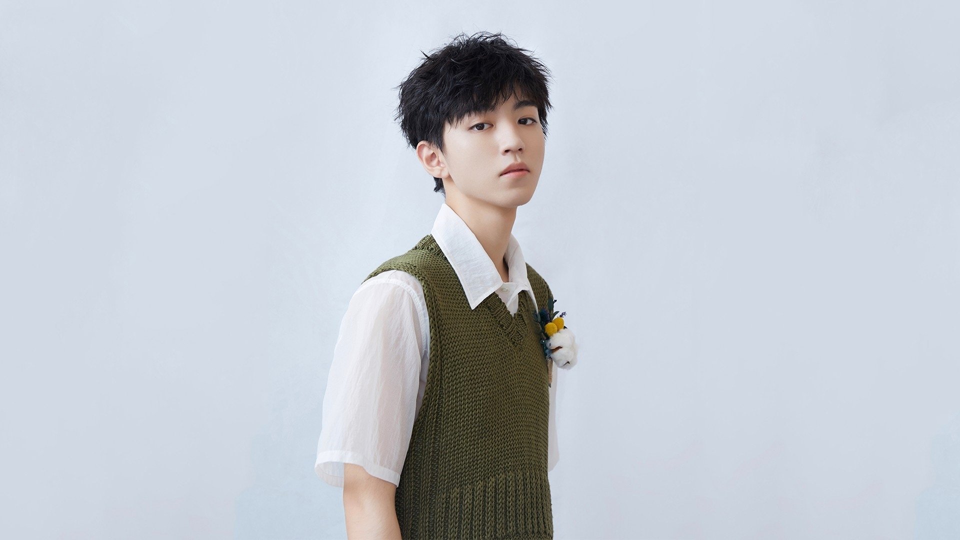 弗拉霍维奇锋芒毕露演绎个人秀，那不勒斯友谊赛轻取安哥拉显实力