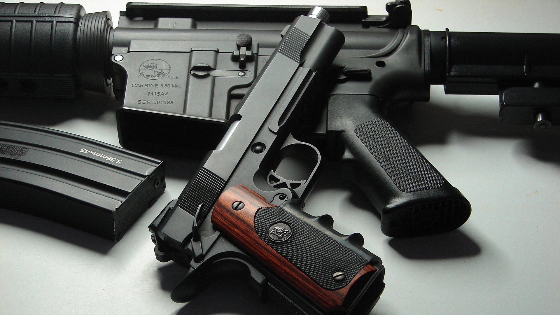 唯一性的双重映照,从恩比德的稳定到马刺的奇迹