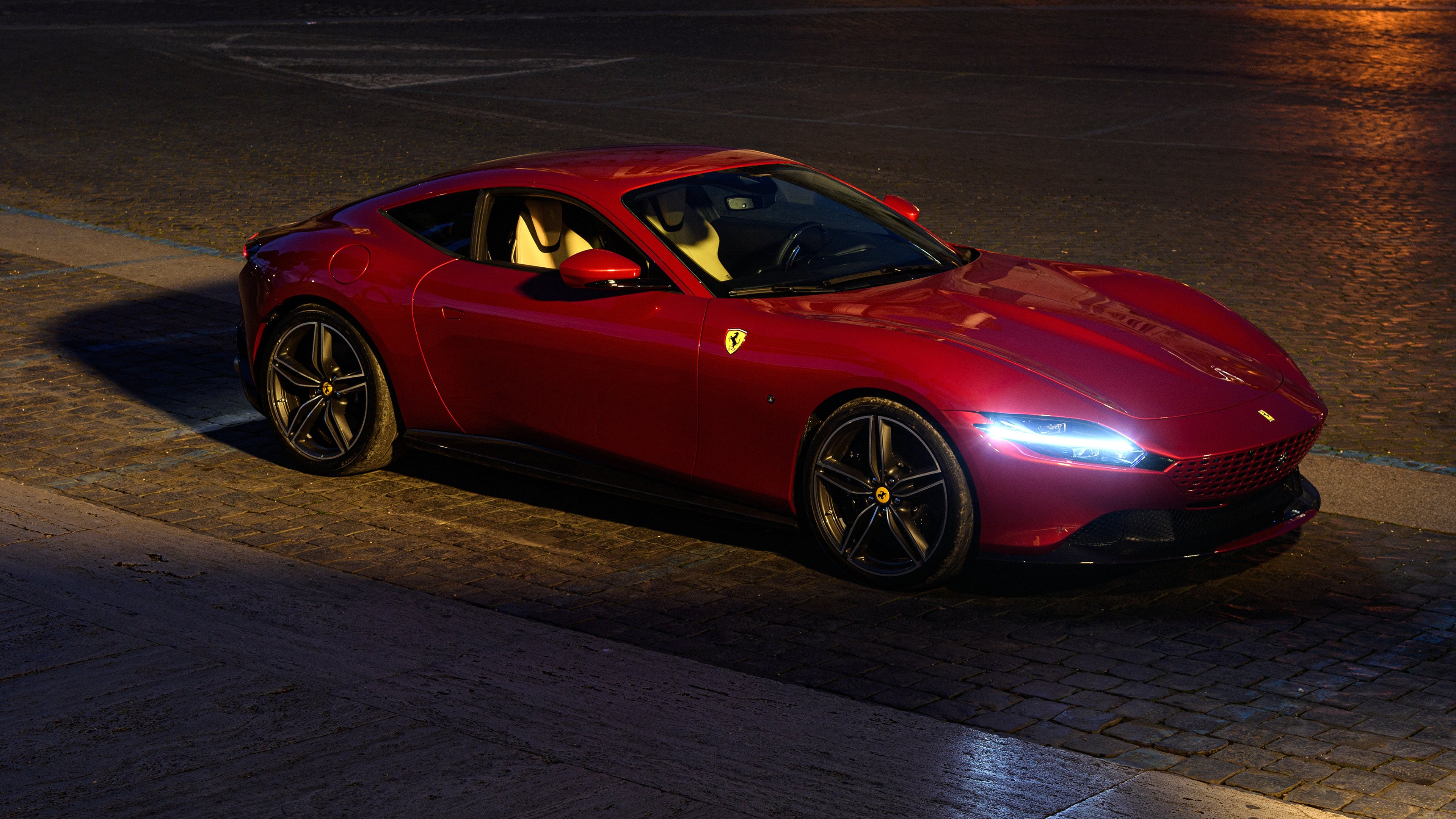 从奥斯梅恩到梅西,足球世界的双重变革