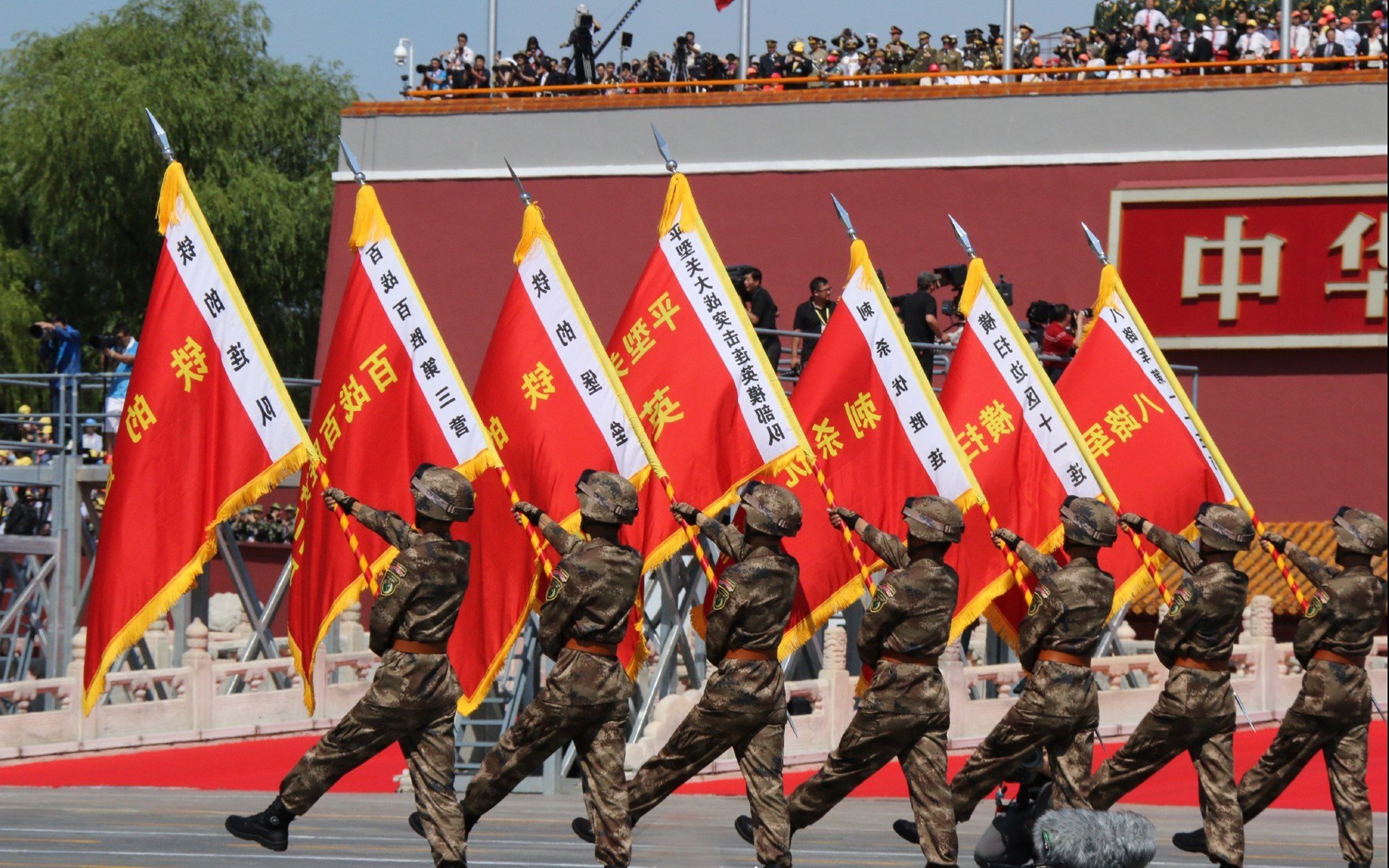 黑马狂奔！几内亚淘汰赛掀翻塞内加尔，莱奥高光表现定江山